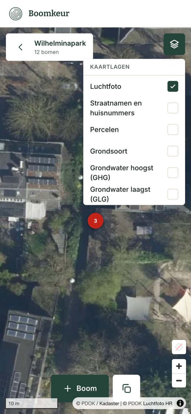 Het kaartlagenpaneel boven de luchtfoto